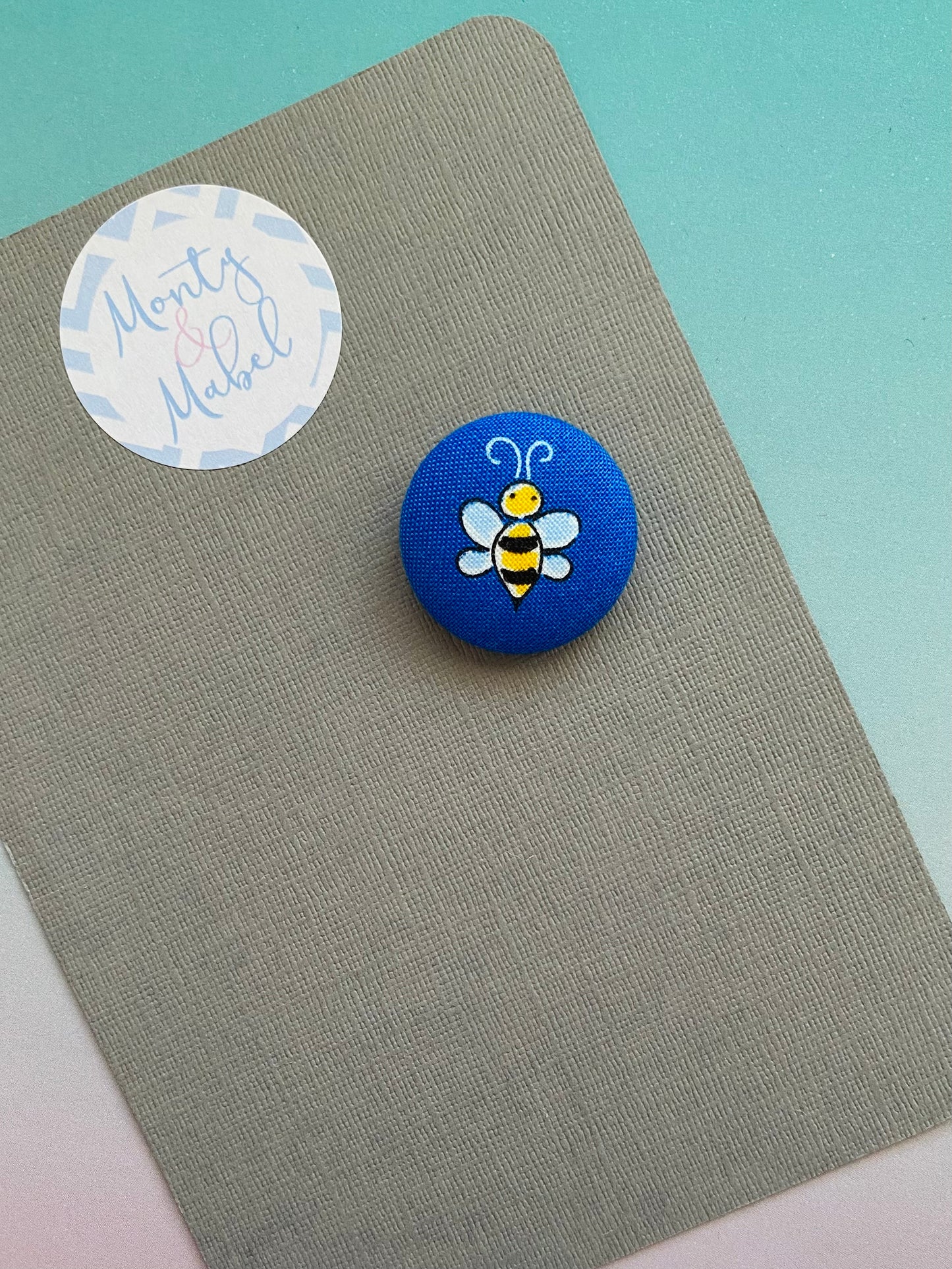 Sale: Bee Small Bobble (Single)