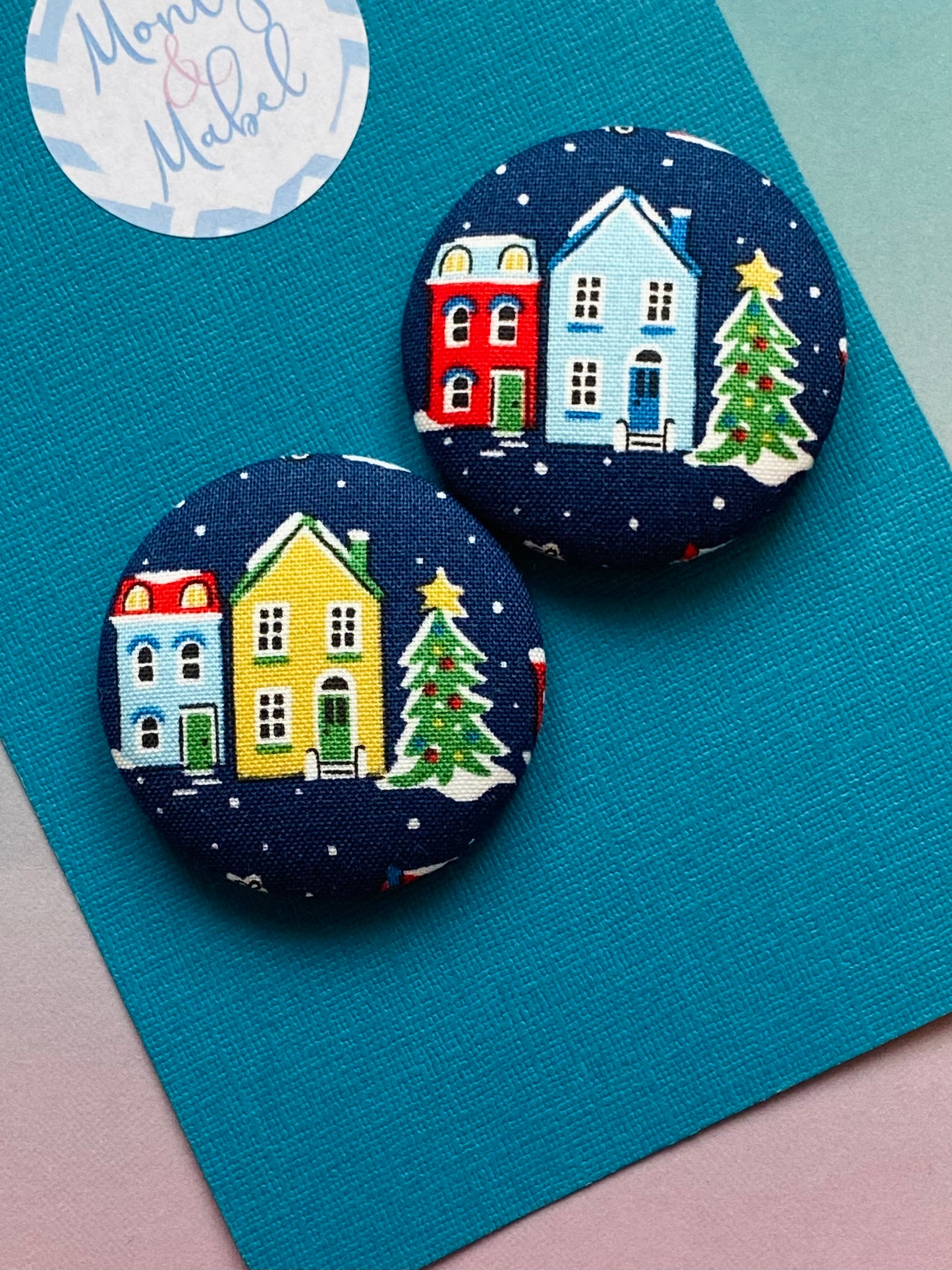 Sale: Liberty Christmas Village Large Bobble (Single)