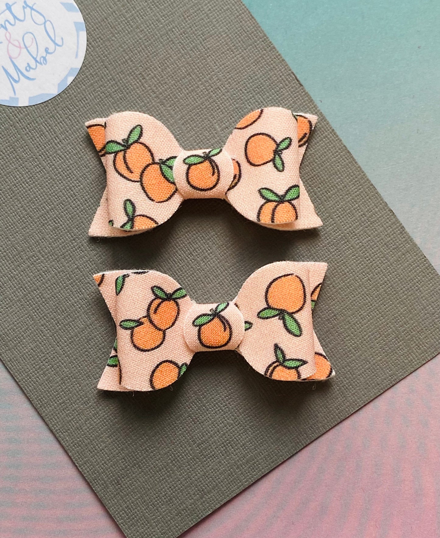 Sale: Peaches Small Bow