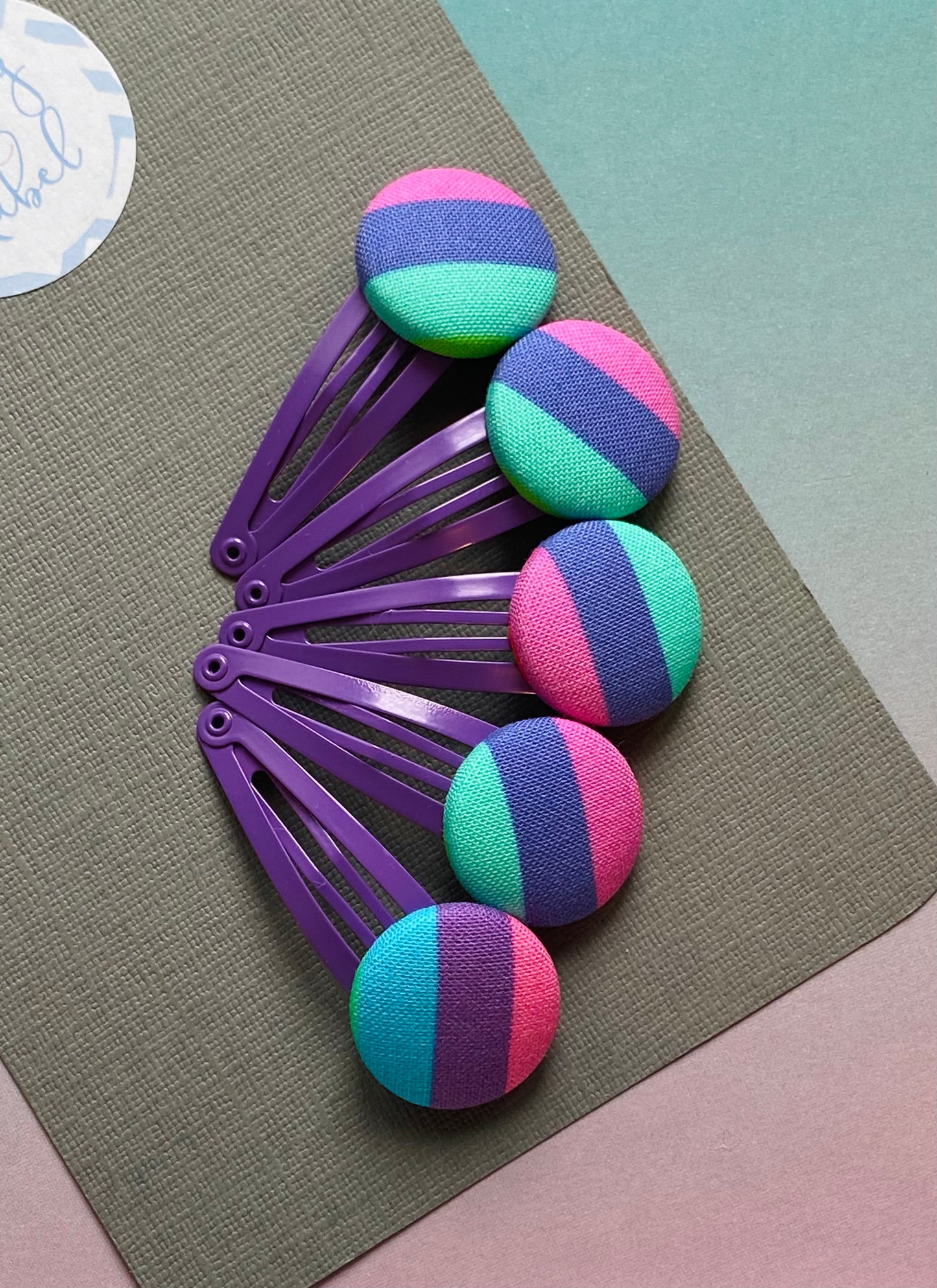 Sale: Rainbow Stripes Standard Clip (Single)