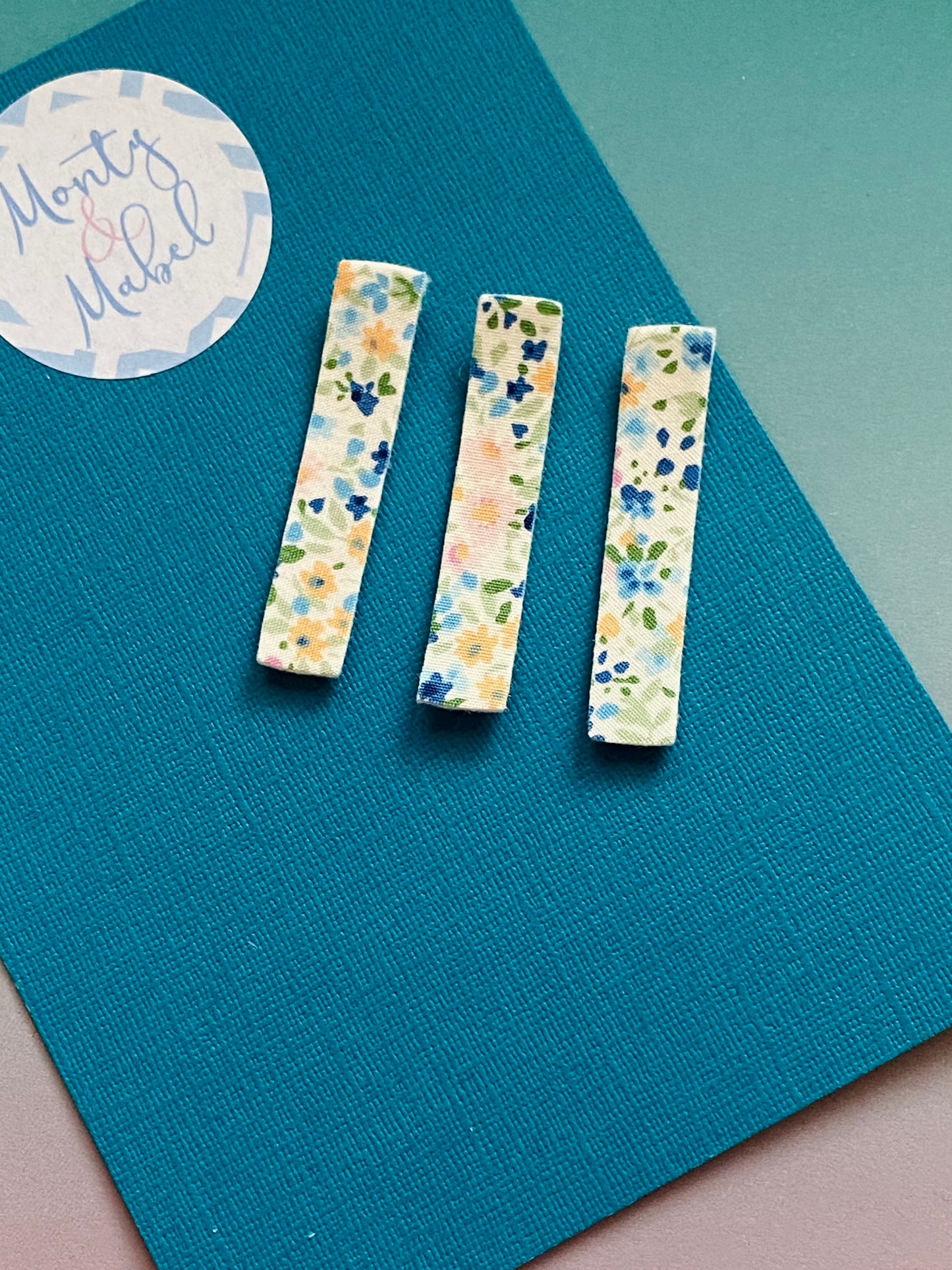 Sale: Floral Fringe Clip