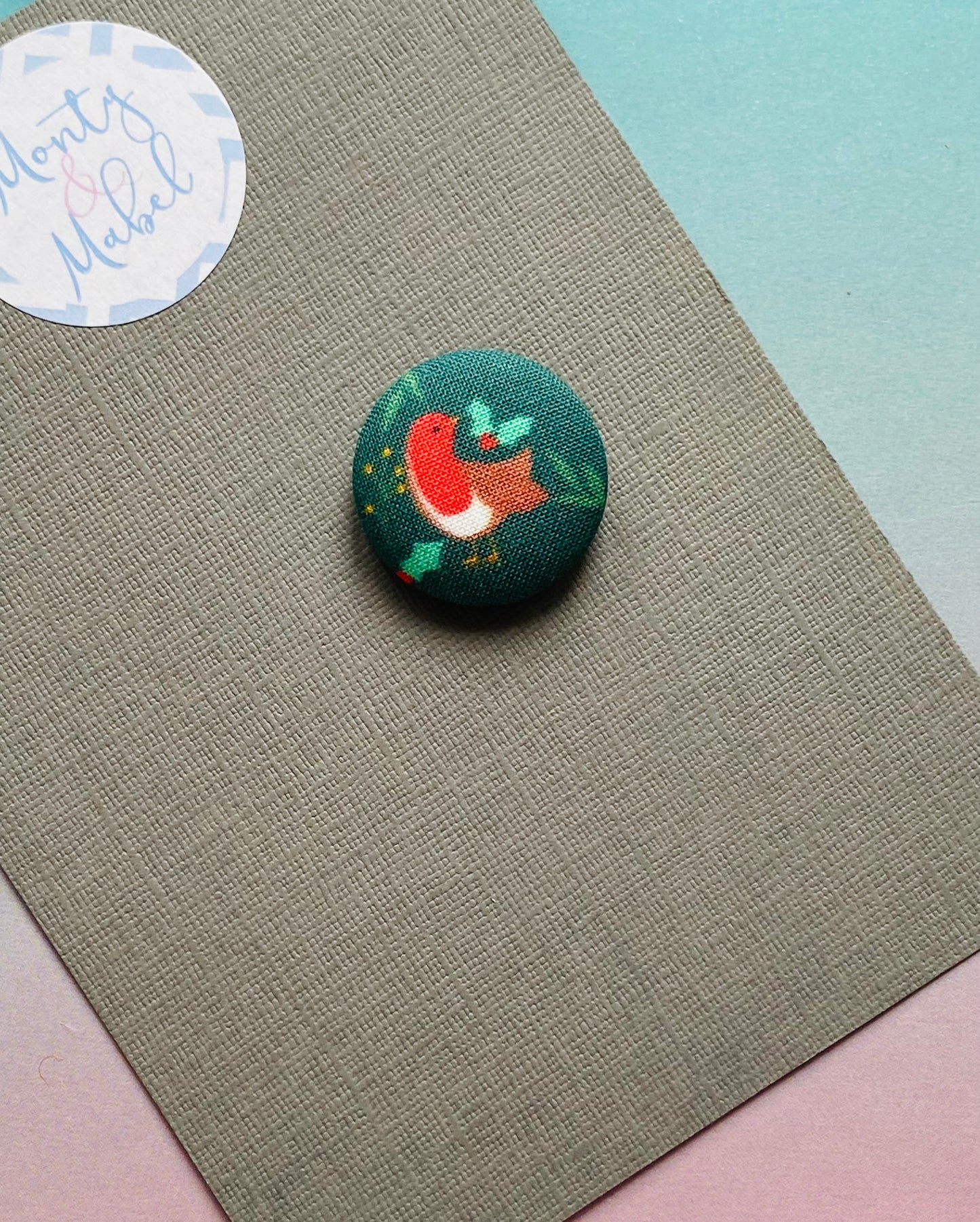 Sale: Festive Robin Small Bobble (Single)