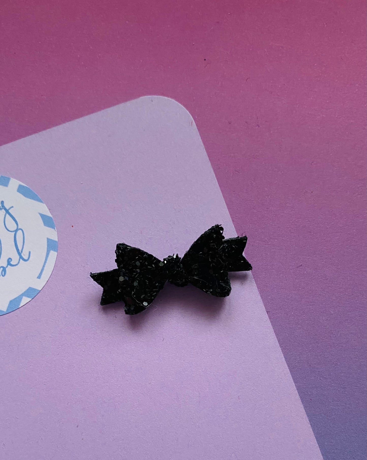 Sale: Black Glitter Diddy Bow Fringe Clip