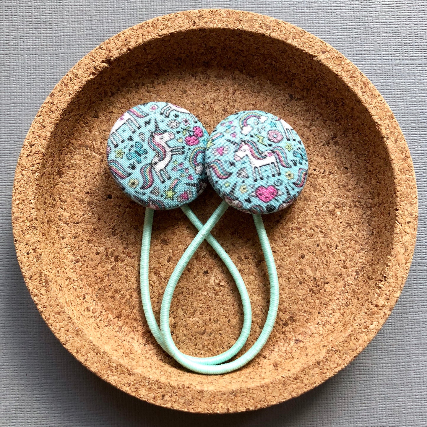 Turquoise Unicorns & Hearts