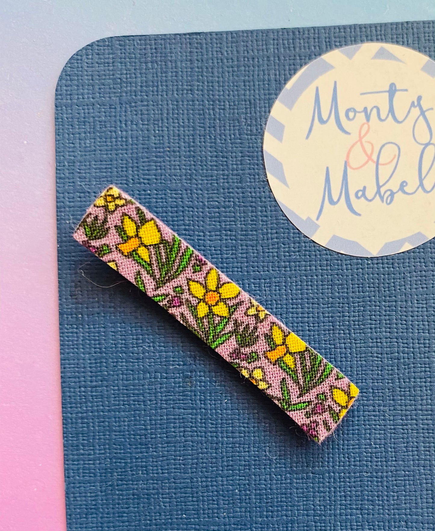 Sale: Daffodils & Violets Plain Fringe Clip