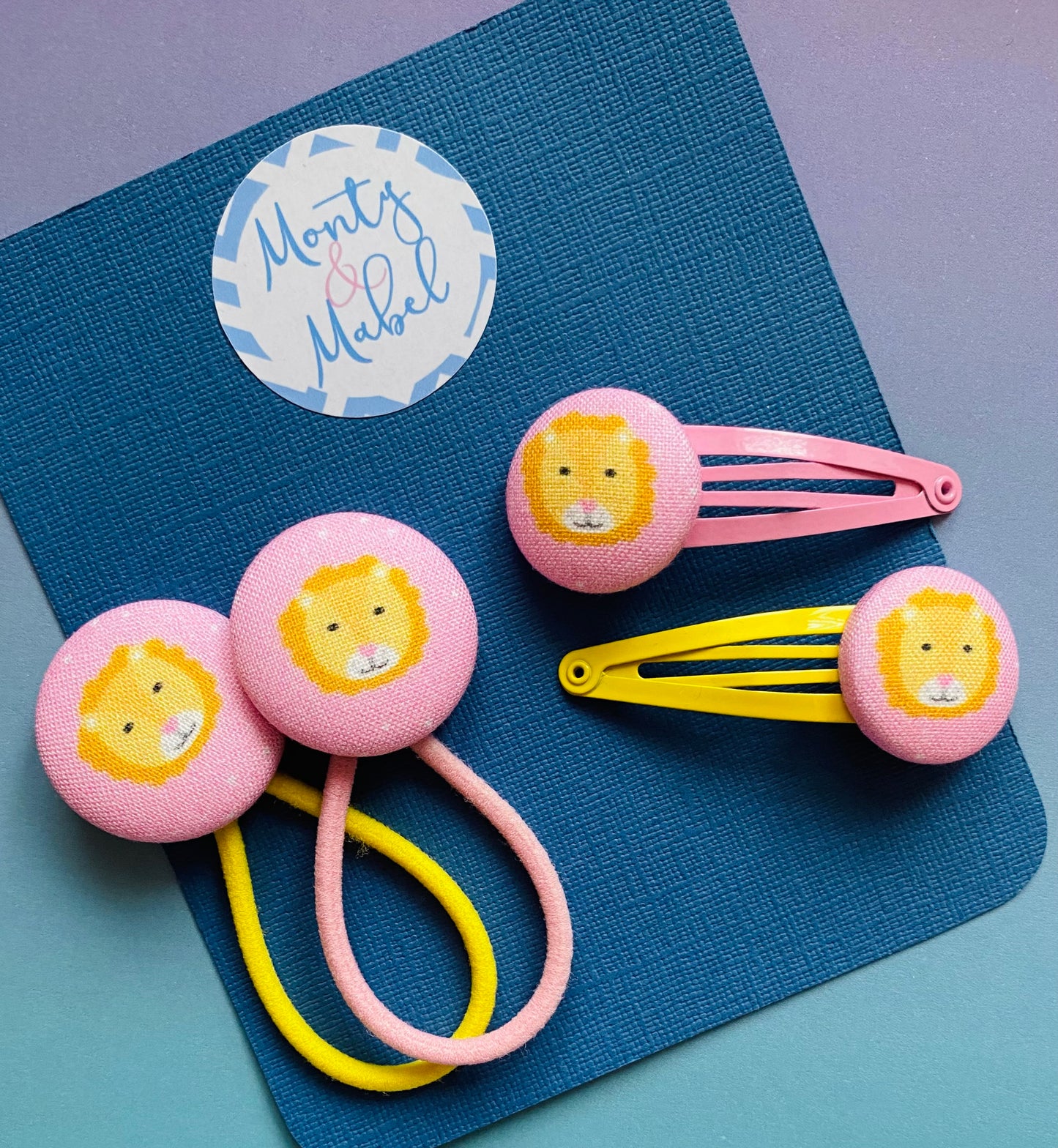Little Lions (Pale Pink)