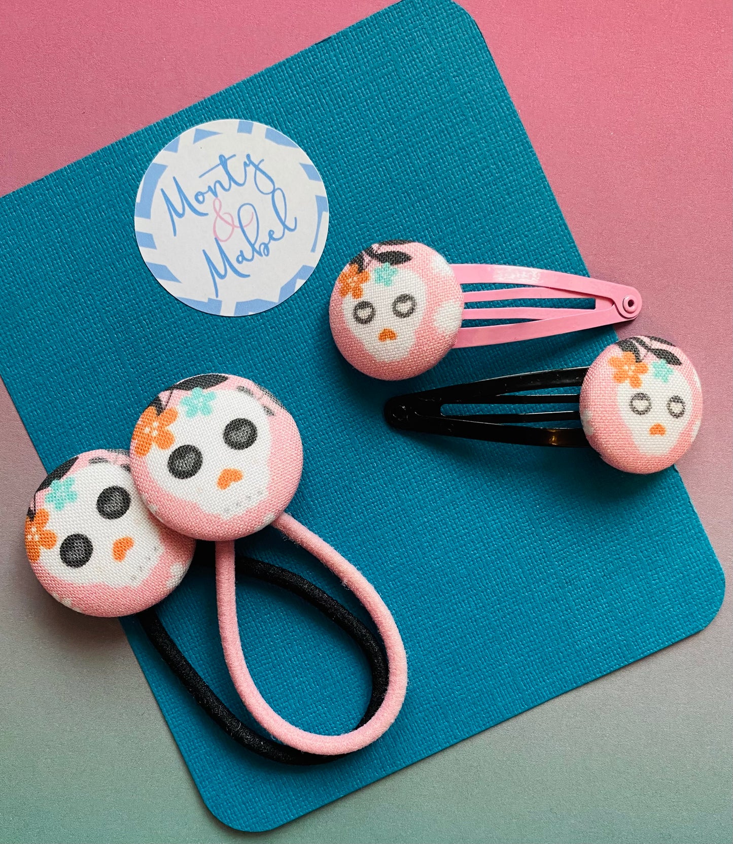 Mexican Skulls (Pale Pink)