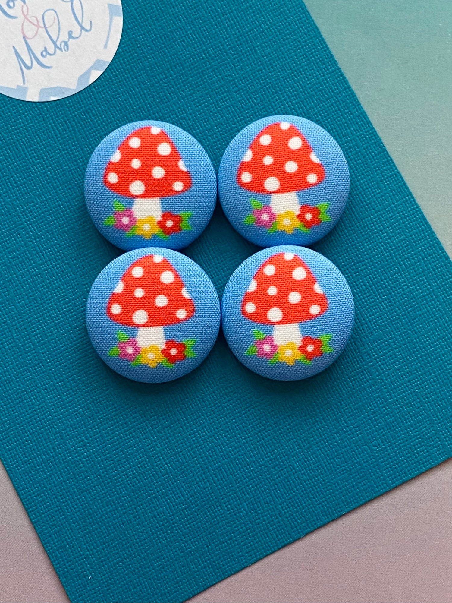 Sale: Small Bobbles