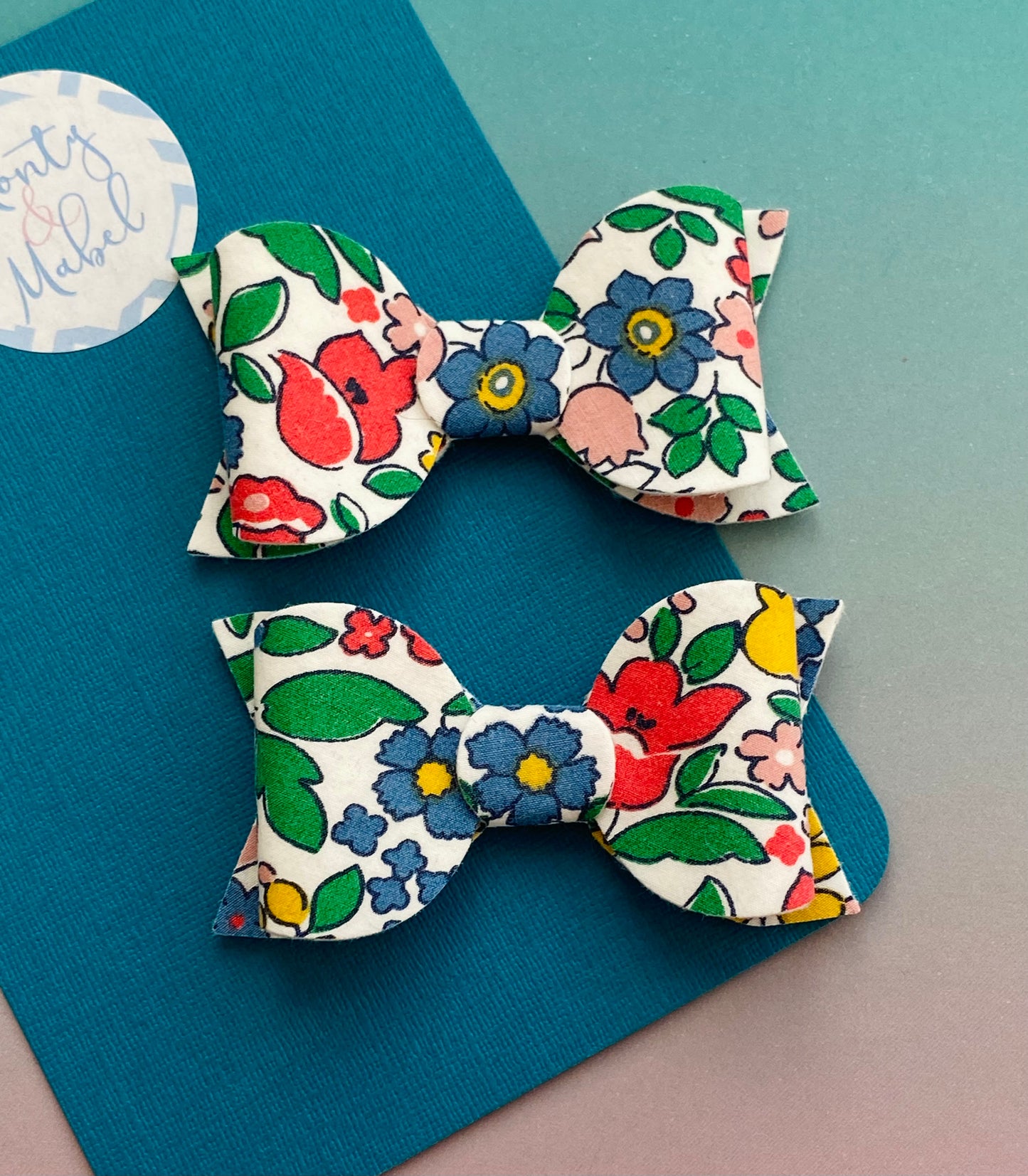 Sale: Boden Floral Medium Bow