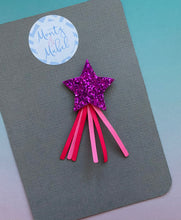 Sale: Hot Pink Star With Ribbons On Clip