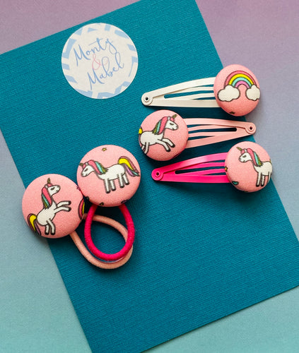 Pink Unicorns & Rainbows