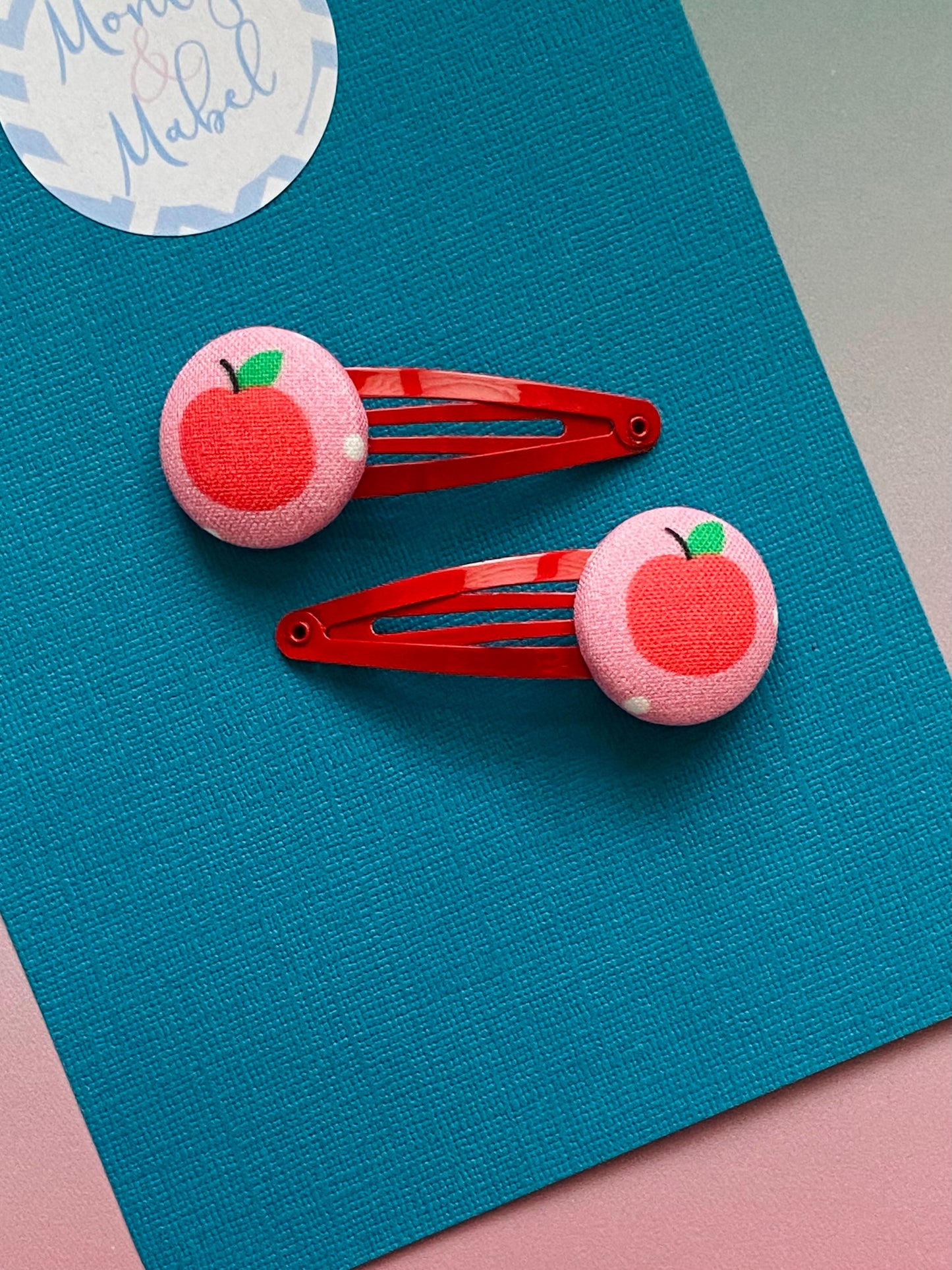 Sale: Apple Standard Clips (Pair)