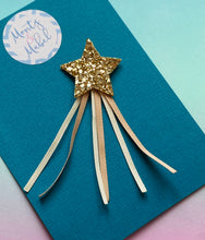 Sale: Pale Gold Long Ribbon Glitter Star Fringe Clip