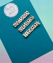 Sale: Dalmatian Dots Plain Fringe Clip