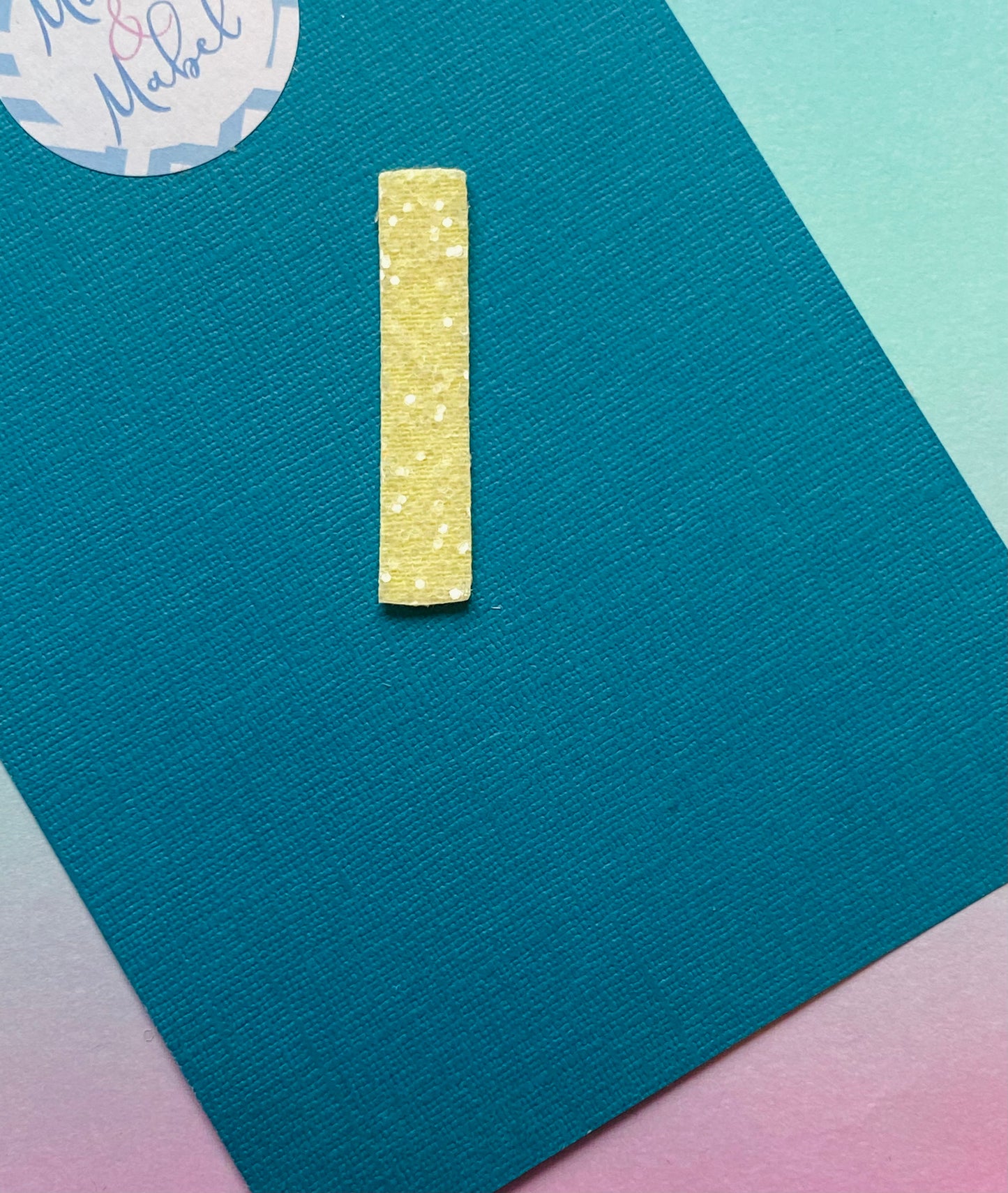 Sale: Pastel Yellow Glitter Plain Fringe Clip