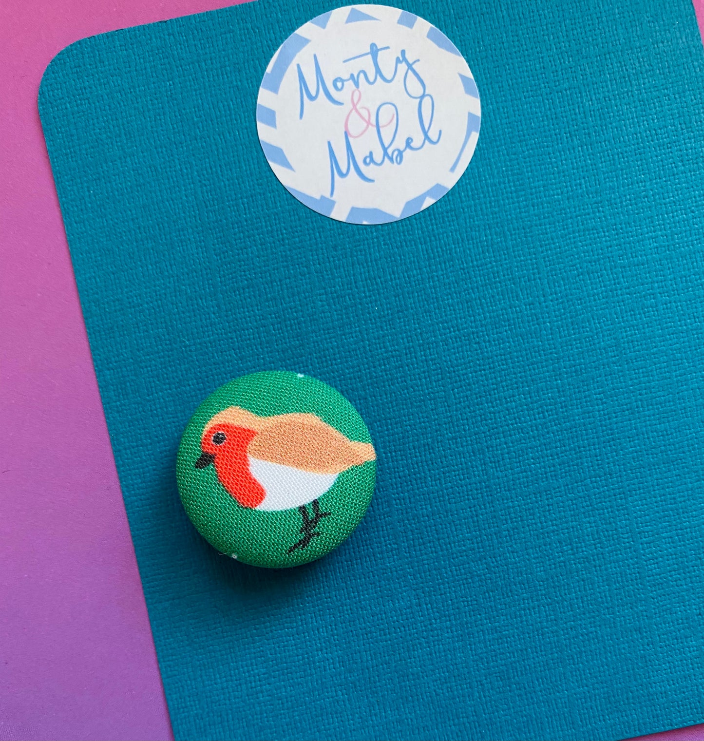 Sale: Robin on Green Small Bobble (Single)