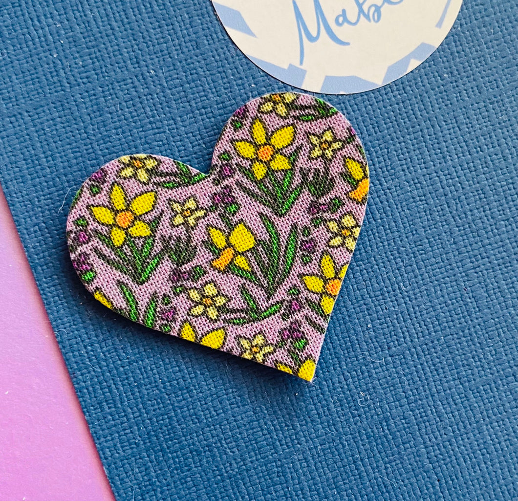 Sale: Daffodils & Violets Heart Fringe Clip