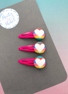 Sale: Rainbow Heart Tiny Clip (Single)