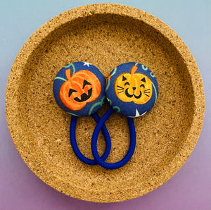 Glow In The Dark Spooky Pumpkins (Blue)