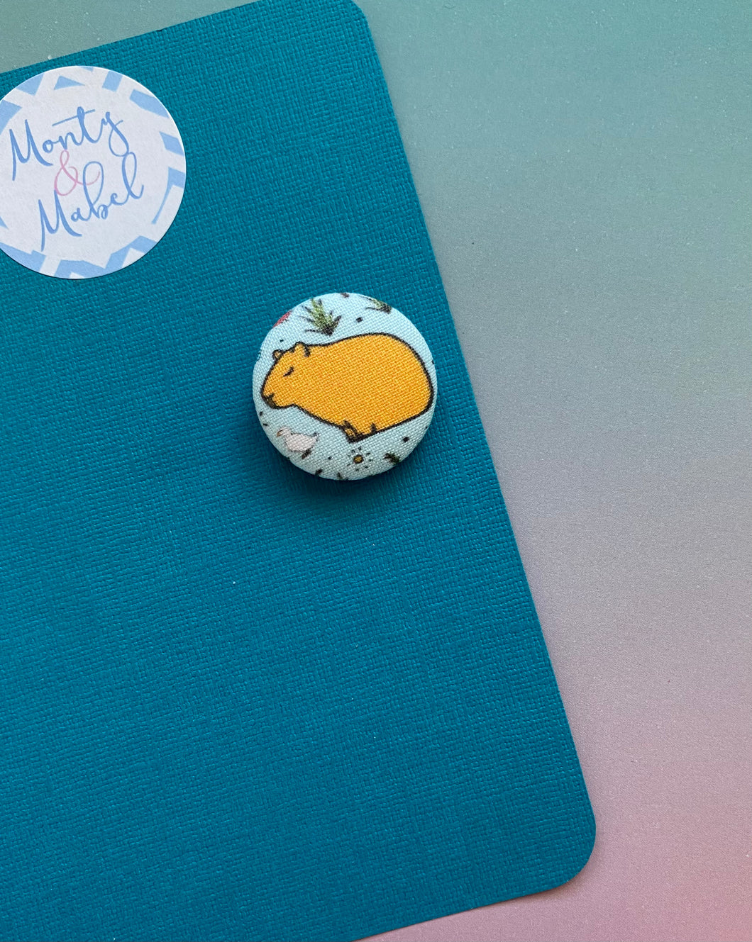 Sale: Capybara Small Bobble (Single)