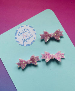 Sale: Pink Glitter Diddy Bow Fringe Clip