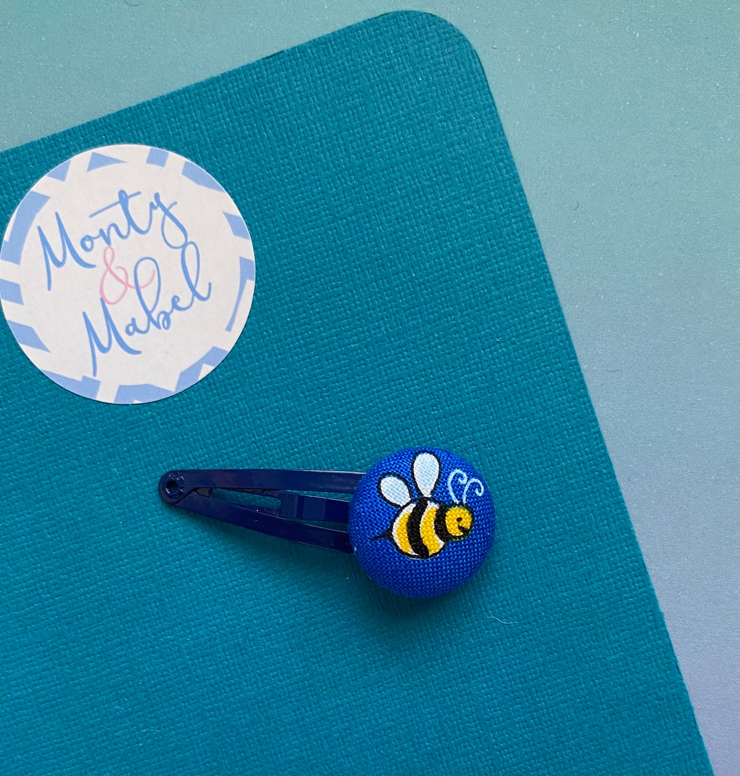 Sale: Dark Blue Bee Tiny Clip (Single)