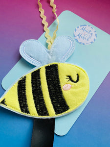 Sale: Glittery Bee Holder - 1 Hanging Ribbon, space just for clips