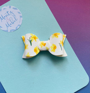 Sale: Printed Daffodils Small Bow