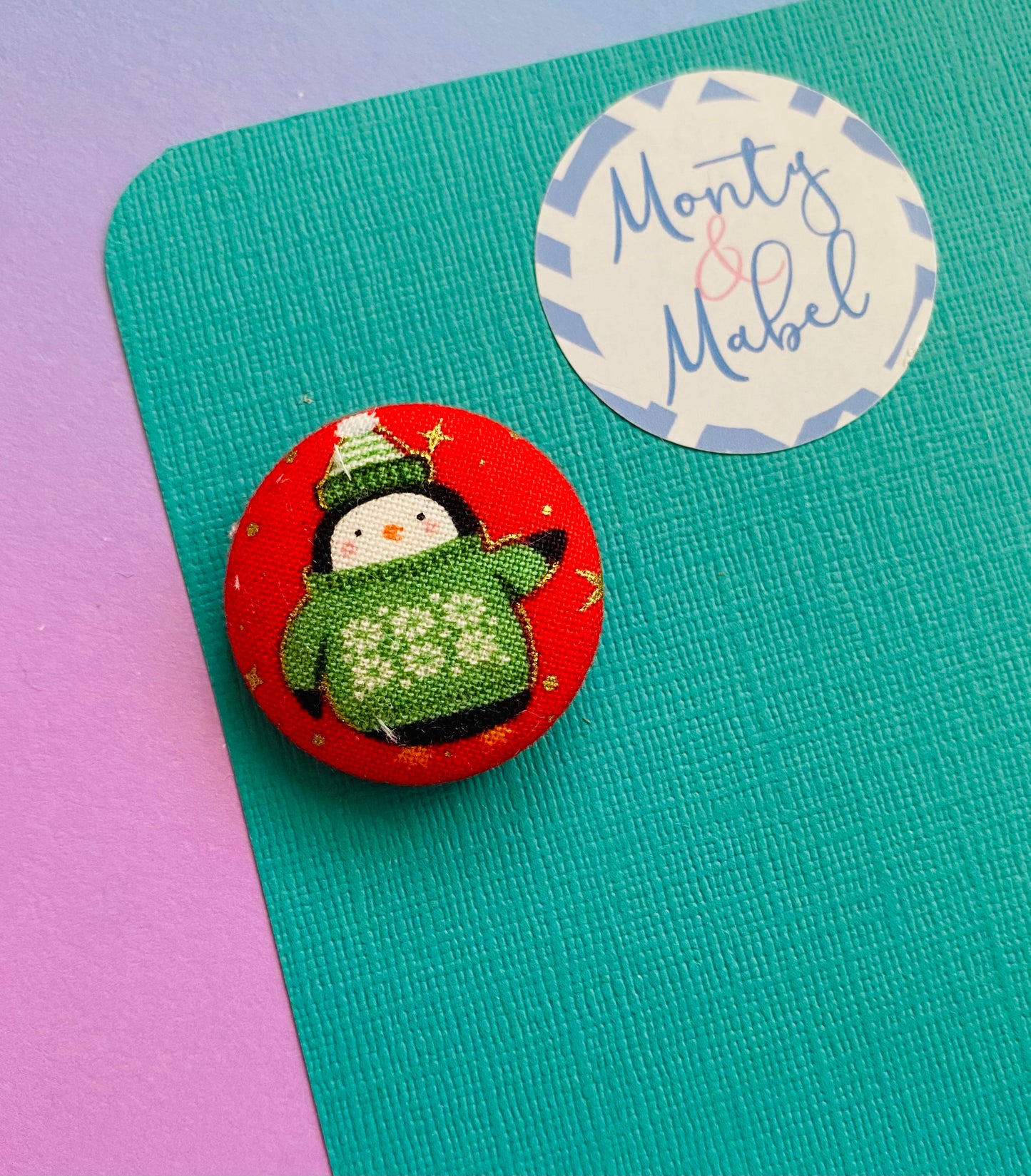 Sale: Cosy Penguin Small Bobble (Single)
