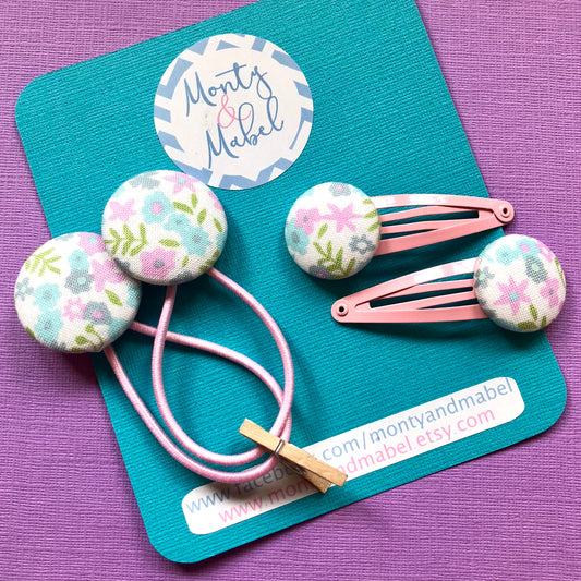 Little Pastel Flowers