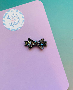 Sale: Holographic Glitter Diddy Bow Fringe Clip