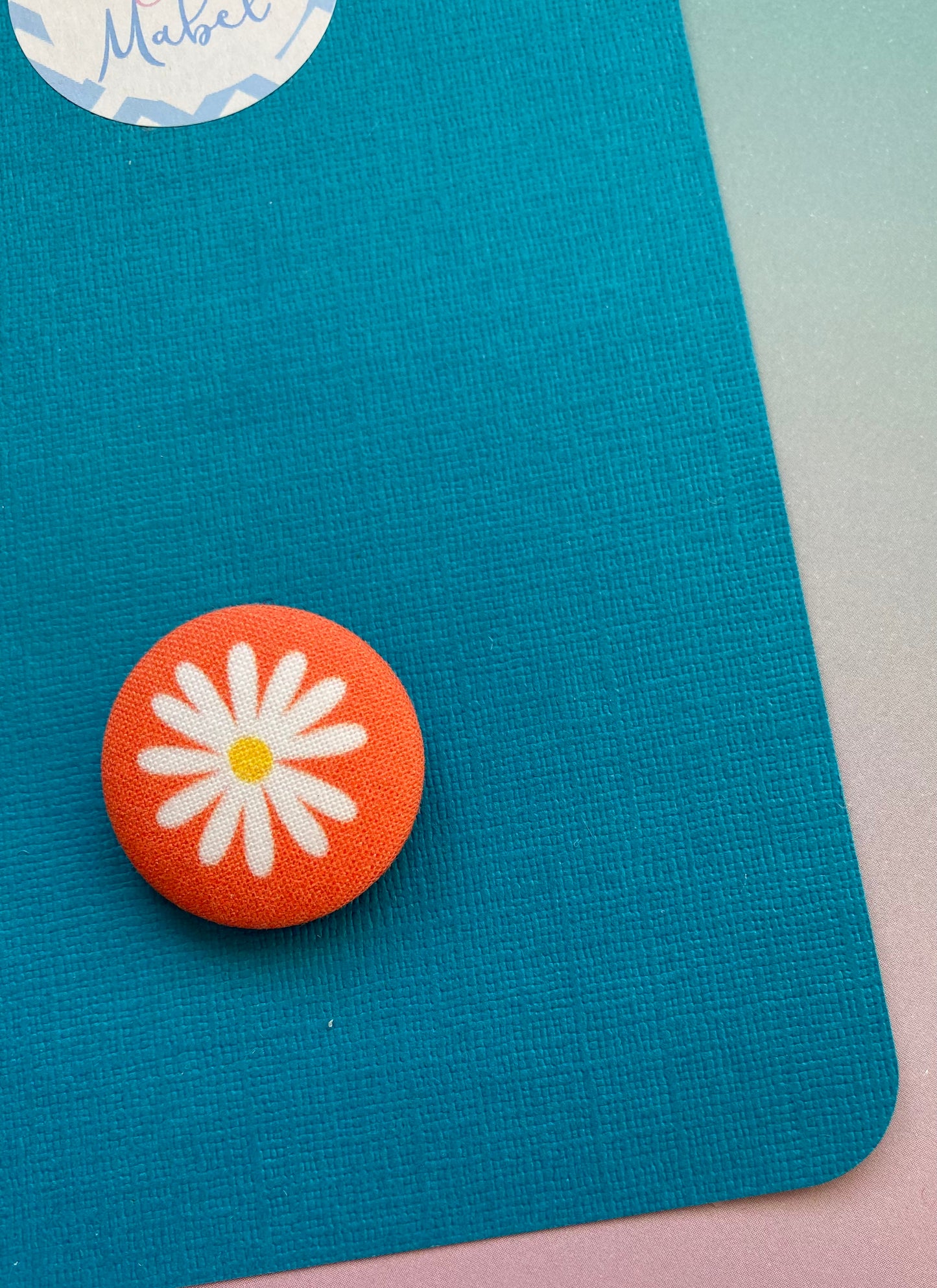 Sale: *SECONDS* Daisy Small Bobble (Single)