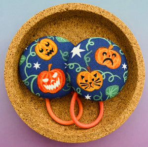 Glow In The Dark Spooky Pumpkins (Blue)