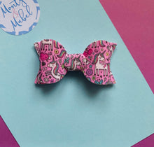 Sale: Hot Pink Unicorn Small Bow