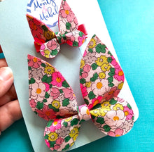 Small Butterfly Bow